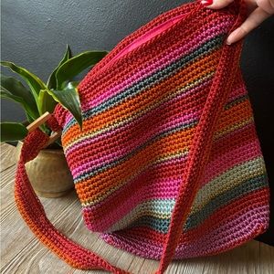 🌺 Liz Claiborne Pink Striped Mesh “The Sak” Style Purse